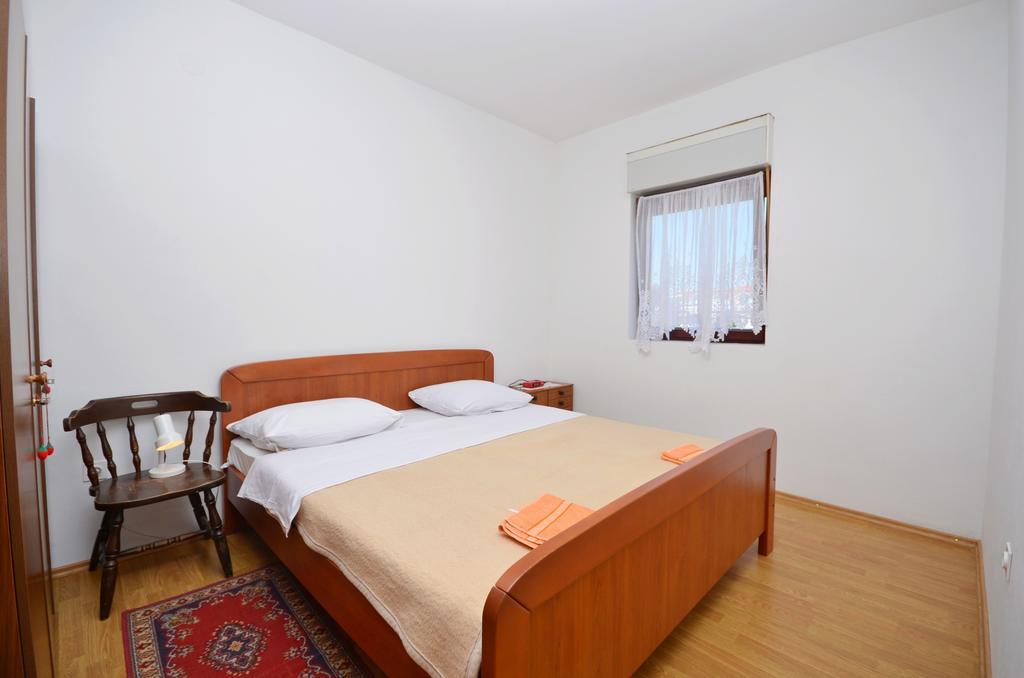Apartments Branko Vodice Eksteriør bilde