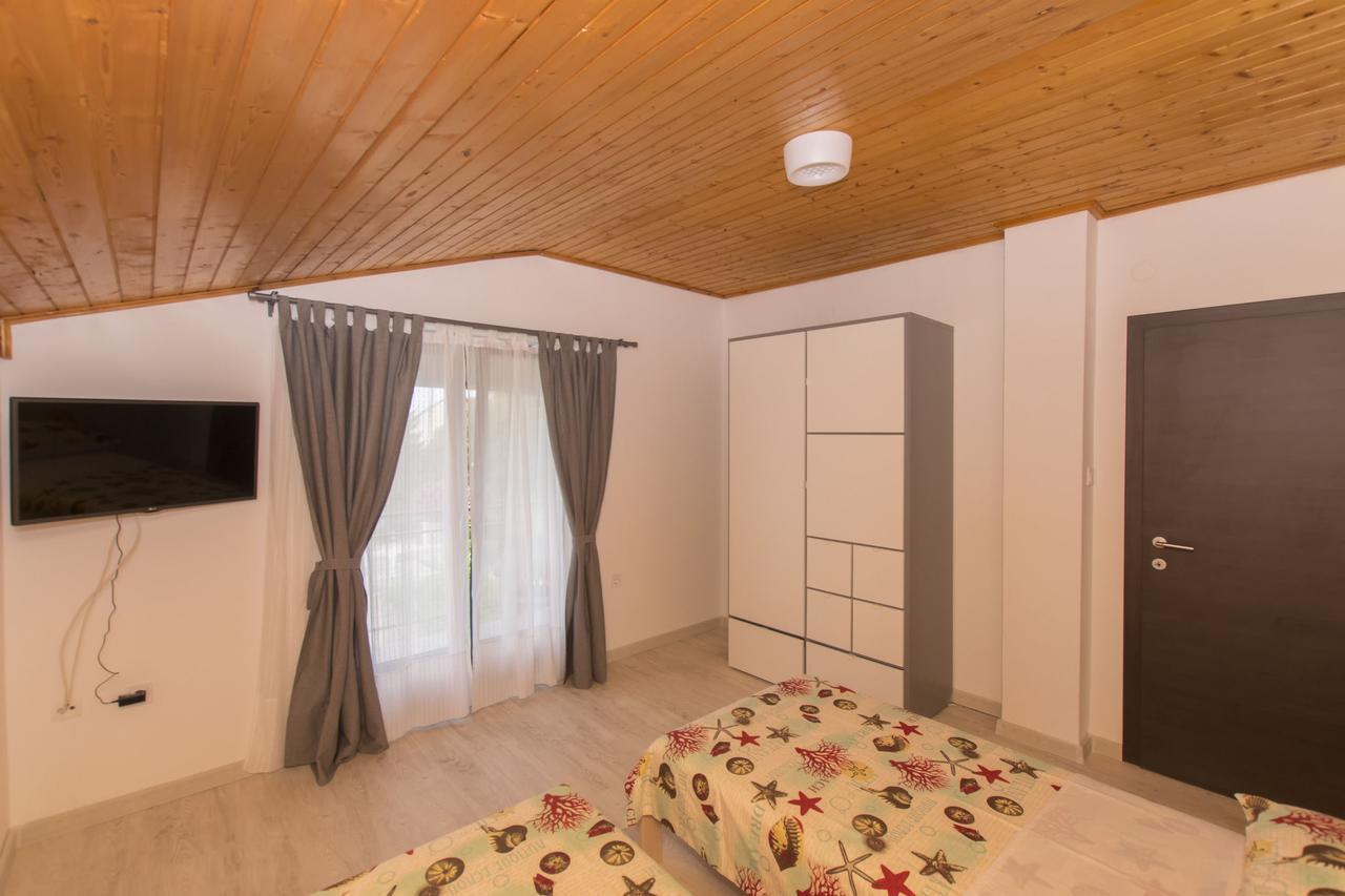 Apartments Branko Vodice Eksteriør bilde