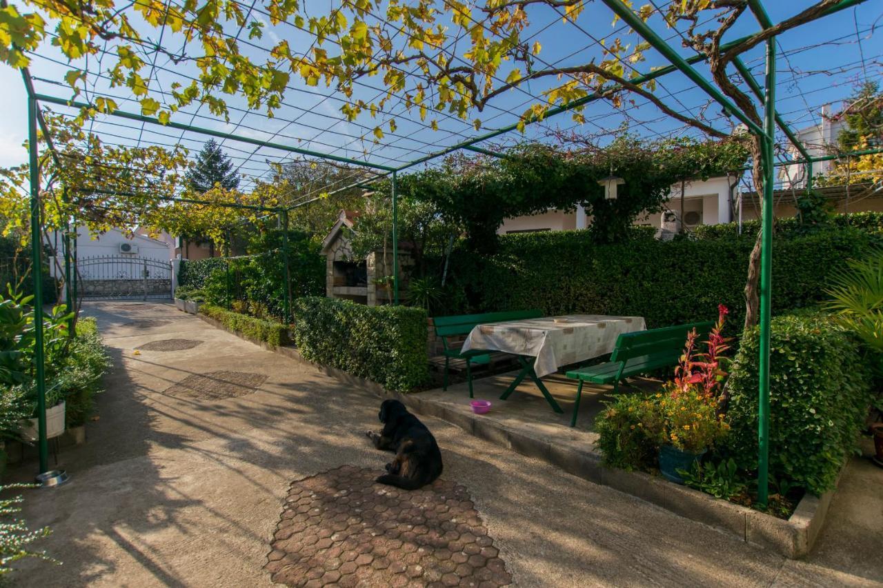Apartments Branko Vodice Eksteriør bilde