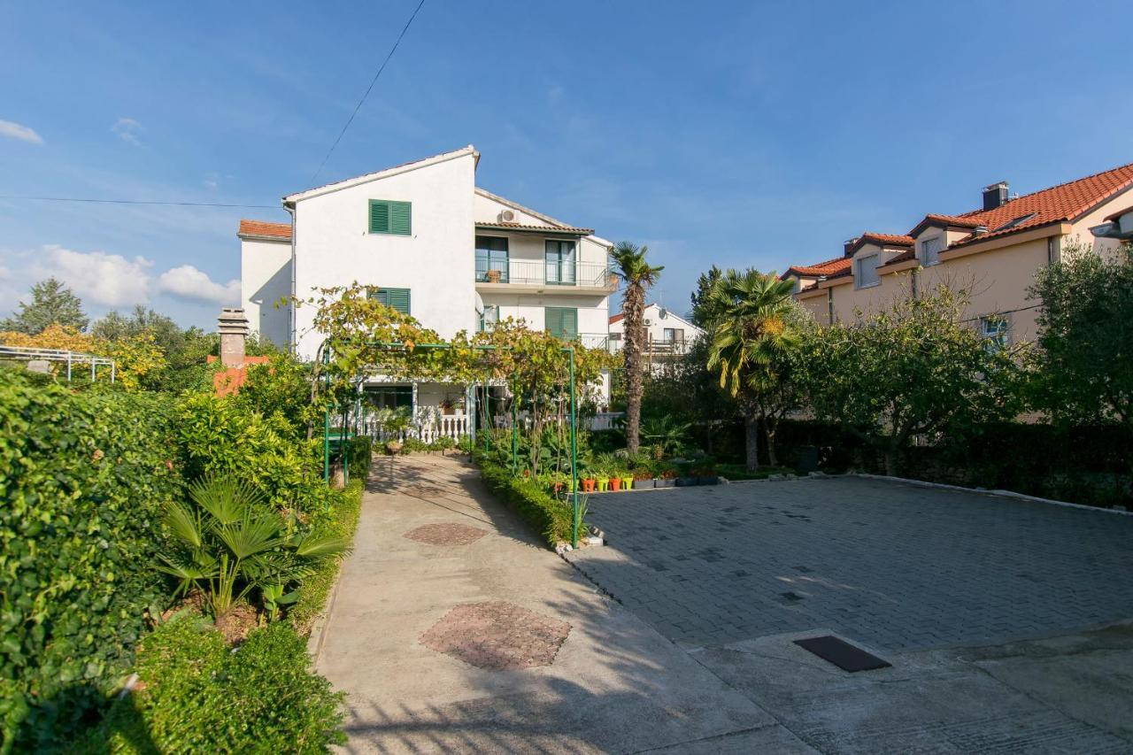 Apartments Branko Vodice Eksteriør bilde