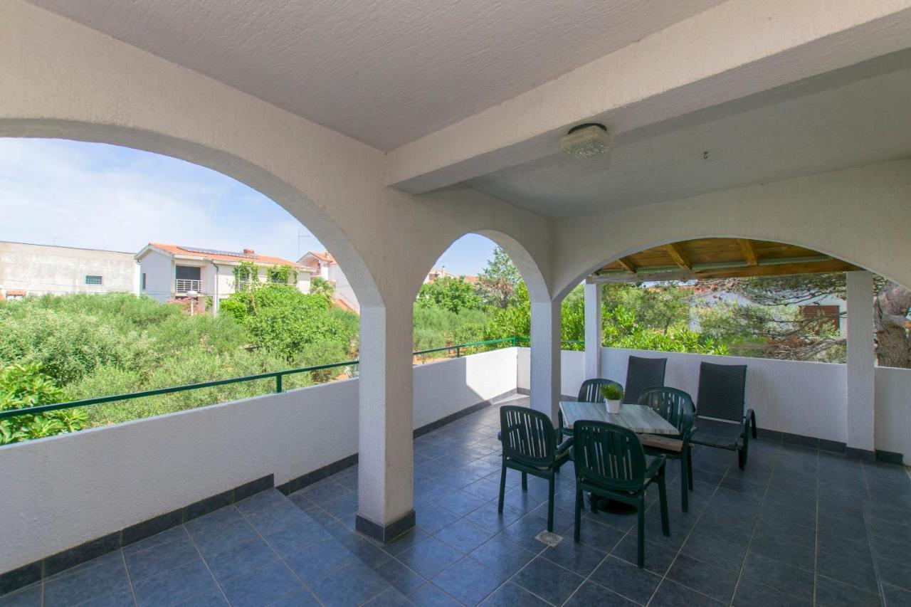 Apartments Branko Vodice Eksteriør bilde
